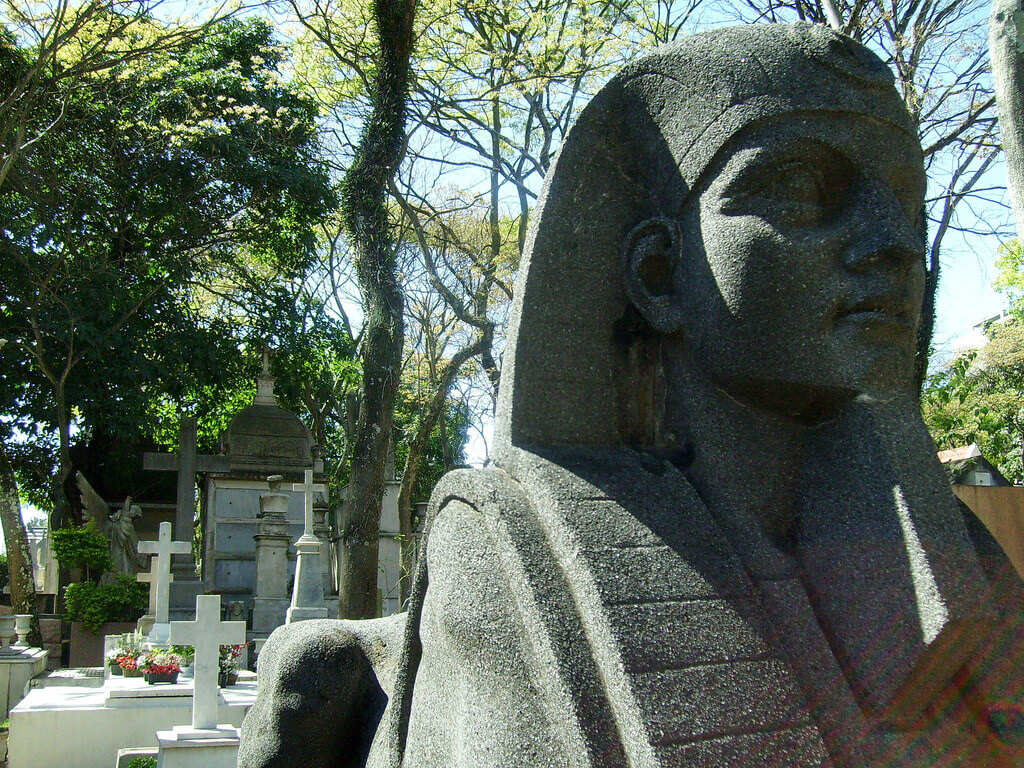cemitérios famosos