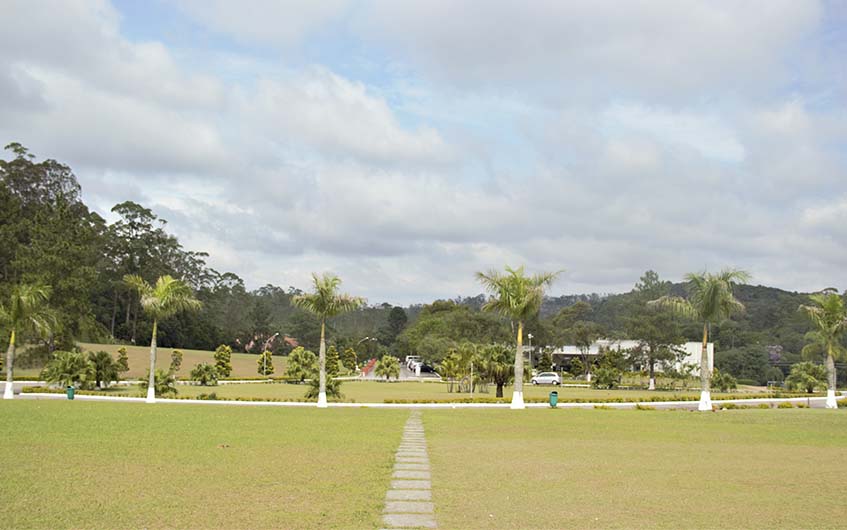 cemitério parque dos girassóis