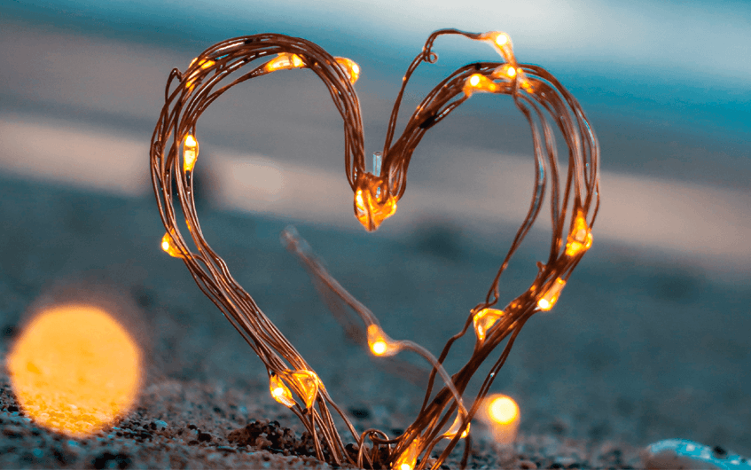 coração feito de luzes - apaixonados